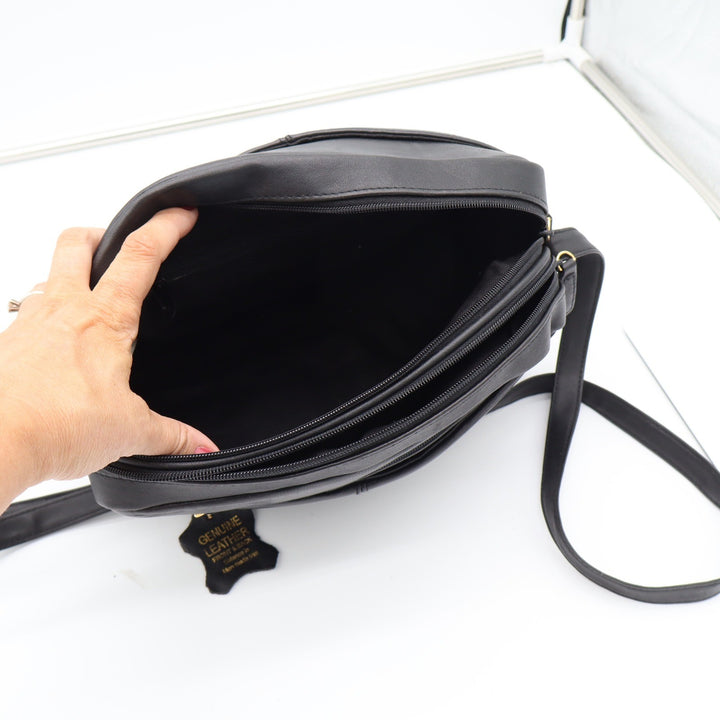 Unbranded Crossbody Bag Womens Medium Black Leather Multi-Zip Gold Trim Good