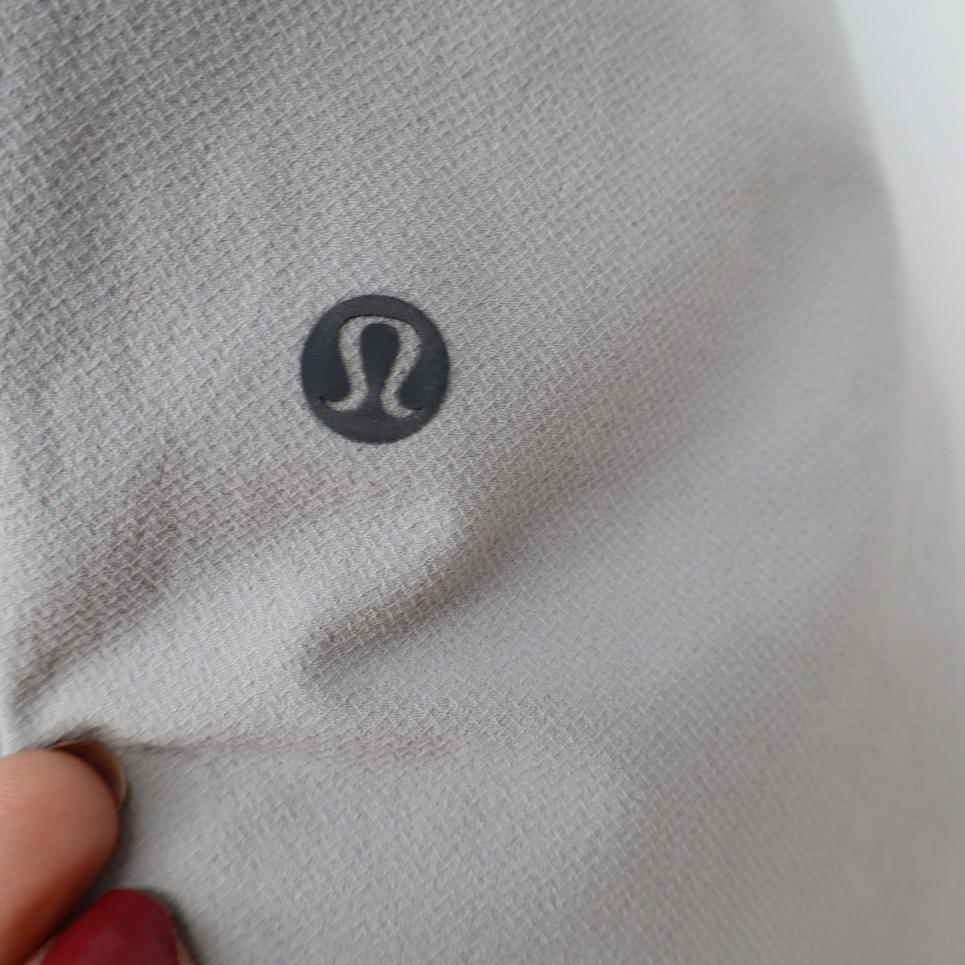 Lululemon Shorts Mens Large License to Train Grey Athletic Excellent