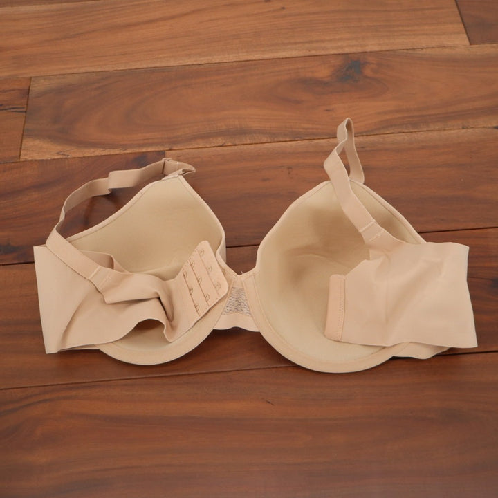 Bali Ultimate Smoothing Lightweight T Shirt Bra Womens 36C Beige Underwire Cups