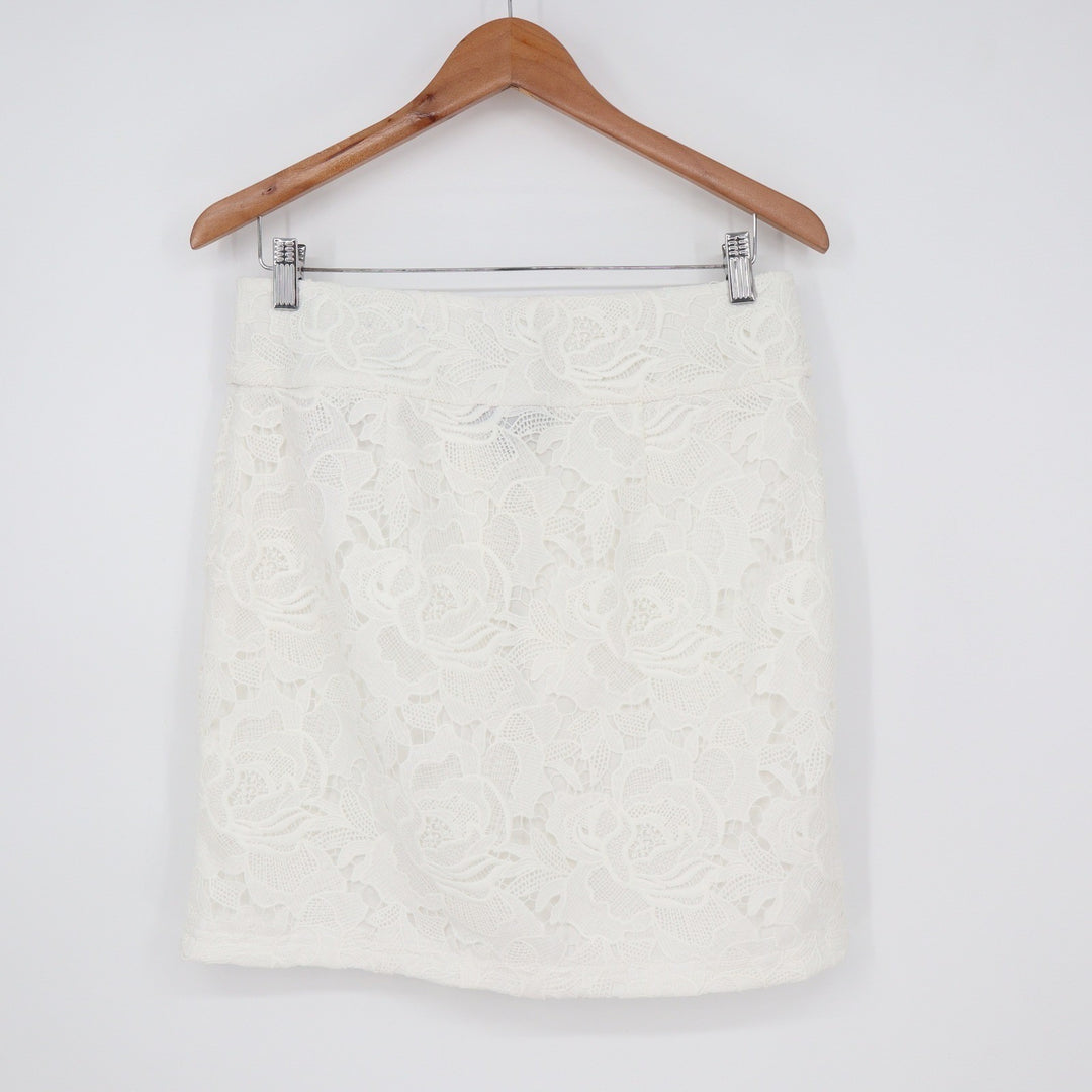 INC International Concepts White Floral Lace Mini Skirt Front Zipper Size 6