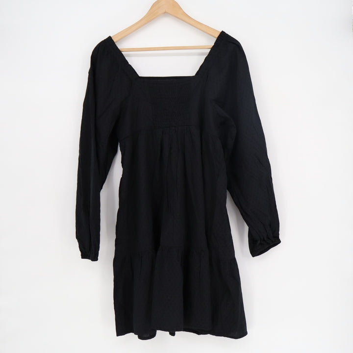 Universal Thread Tiered Shift Dress Womens Small Black Smocked Balloon Sleeve