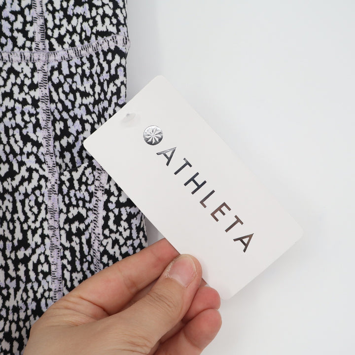 Athleta Ultimate Stash Textured 7/8 Leggings Womens M White Black Leopard Print