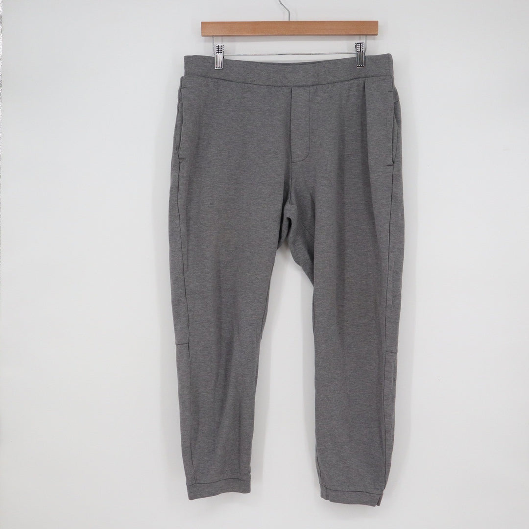 GapFit Mens Heather Gray Tapered Joggers Sweatpants Zip Pocket Large