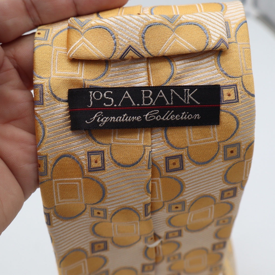 Jos A Bank Signature Collection Gold Geometric Silk Tie Made in Italy
