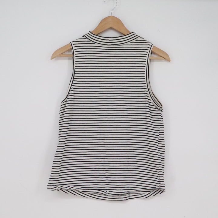 Universal Thread Womens Black White Striped Mock Neck Sleeveless Cotton Top M
