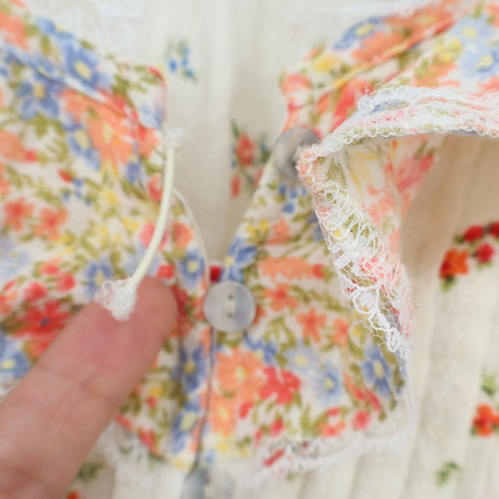 American Eagle Outfitters Crop Top Womens Medium White Floral Pleated Wide Strap