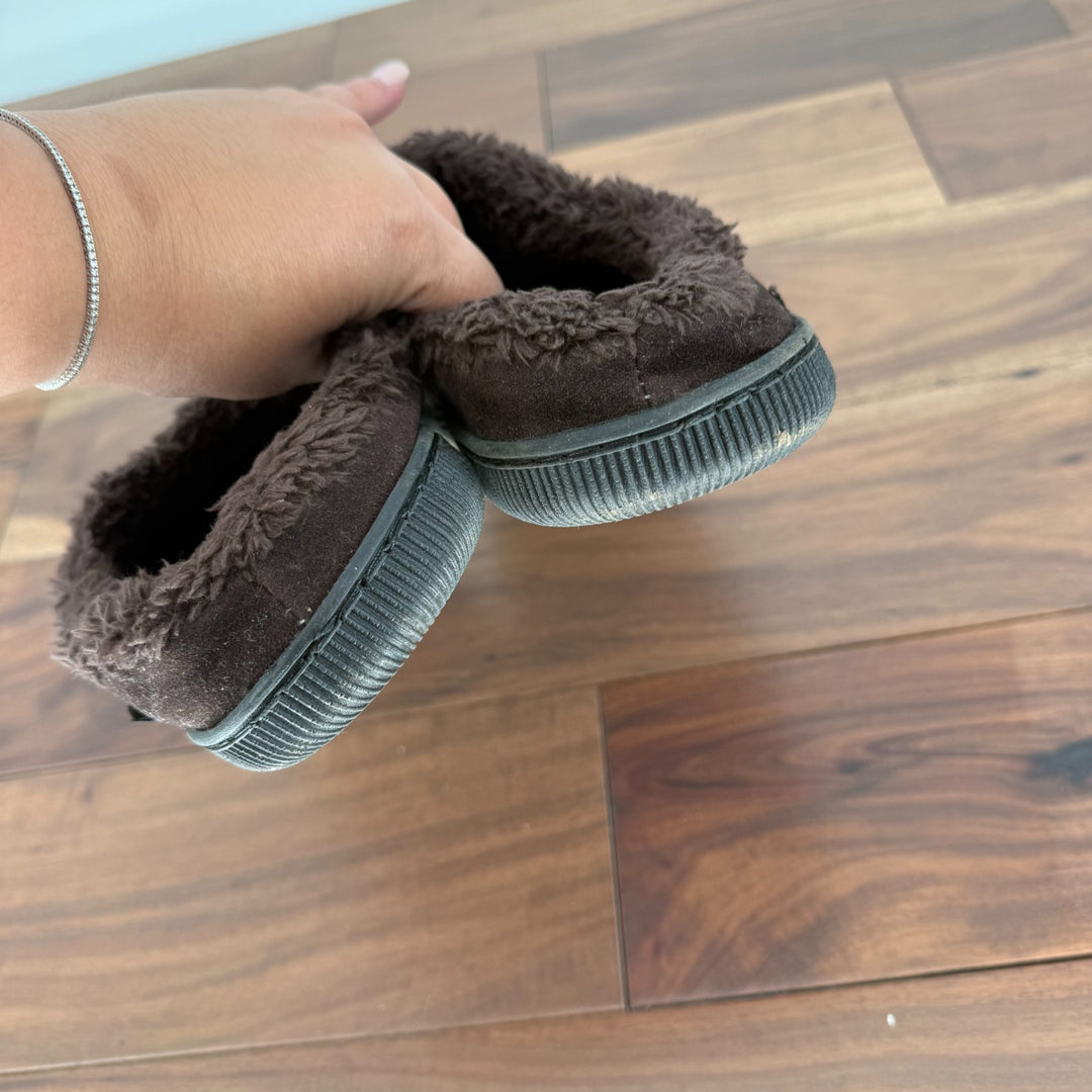 Mukluks Slippers Mens Size Large 12-13 Brown Faux Fur Moccasin Casual Slip On