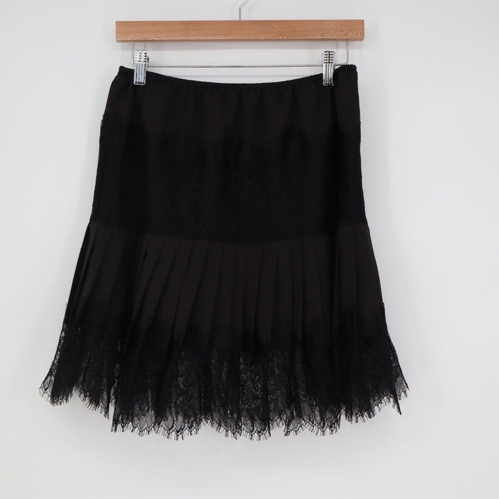 Black Lace Pleated Mini Skirt Eyelash Trim Tiered Elastic Waist Size L