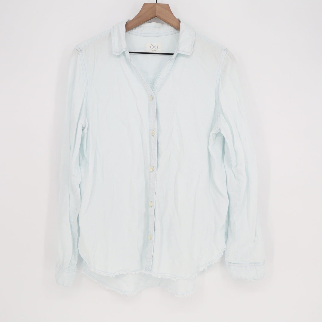 T x S Light Wash Chambray Button Down Shirt Large Light Blue Frayed Hem