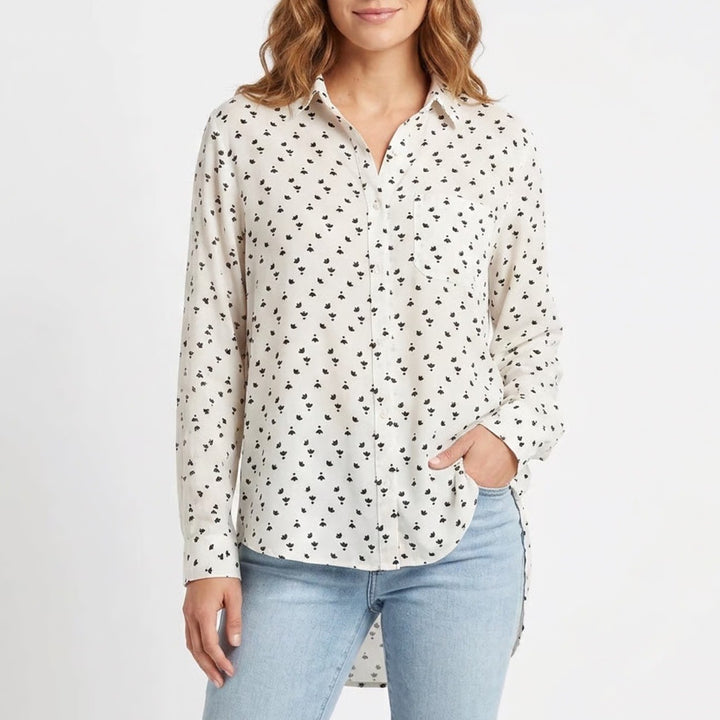 Velvet Heart Shirt Womens Large White Printed High Low Hem Long Sleeve Button Up