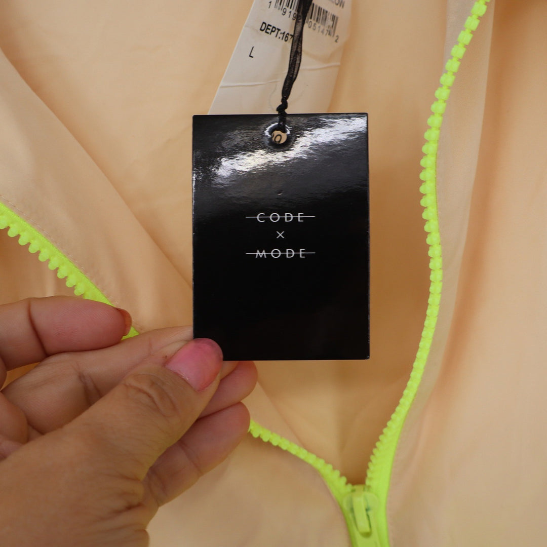 Code Mode Windbreaker Women L Beige Neon Yellow Colorblock NEW
