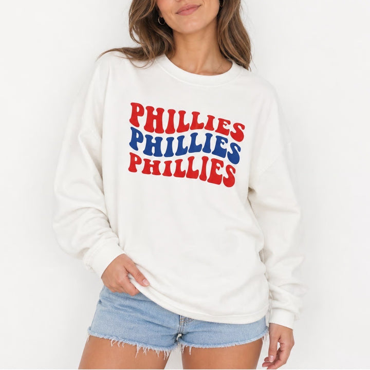 Gildan Philadelphia Phillies Wavy Graphic Crewneck Sweatshirt White Large