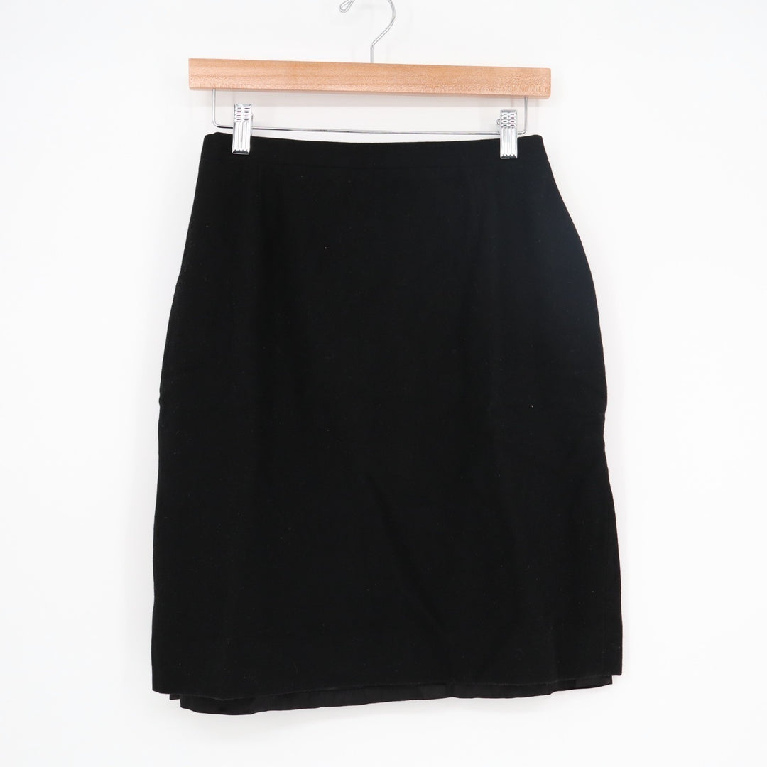 Vintage Burberrys Straight & Pencil Skirt Womens 40 Black Wool Lined Back Zip