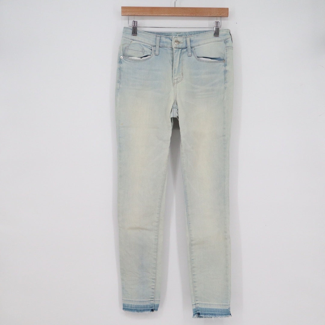 Mossimo Denim Womens High Rise Skinny Jeans Light Wash Raw Hem Size 4/27 Stretch