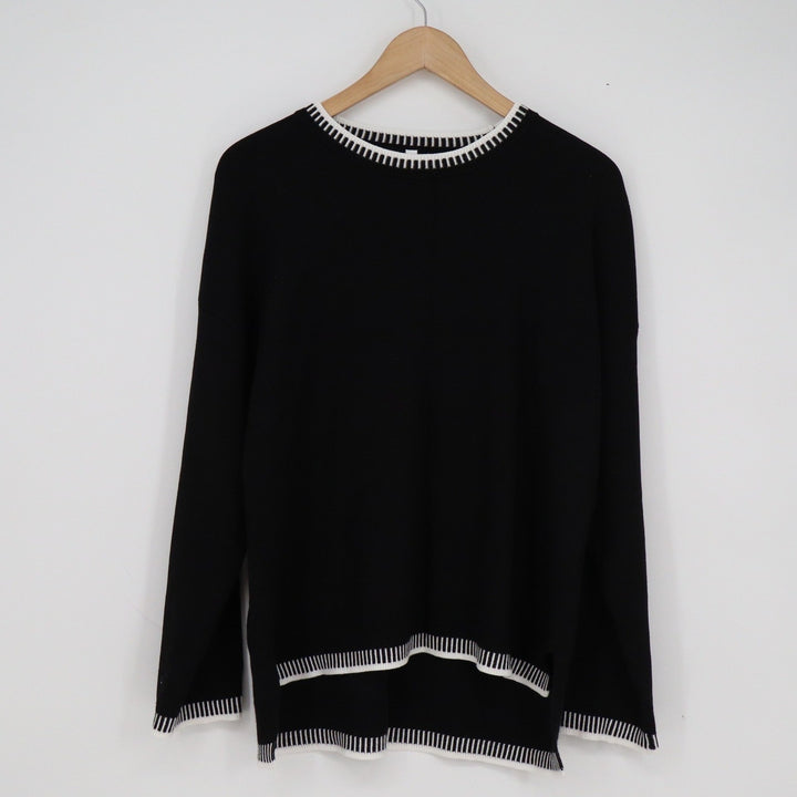 Fashion Black Crewneck Sweater White Contrast Trim High-Low Hem Medium