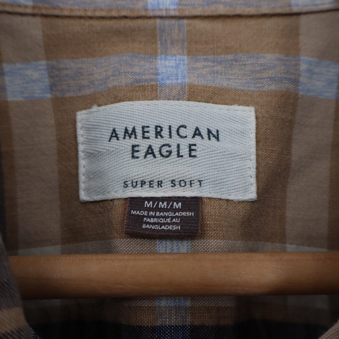American Eagle Super Soft Plaid Button Down Shirt Mens Medium Tan Navy Blue