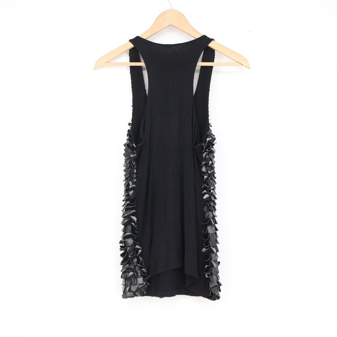 Lyla Black Textured Scale Tiered Racerback Tank Top Small