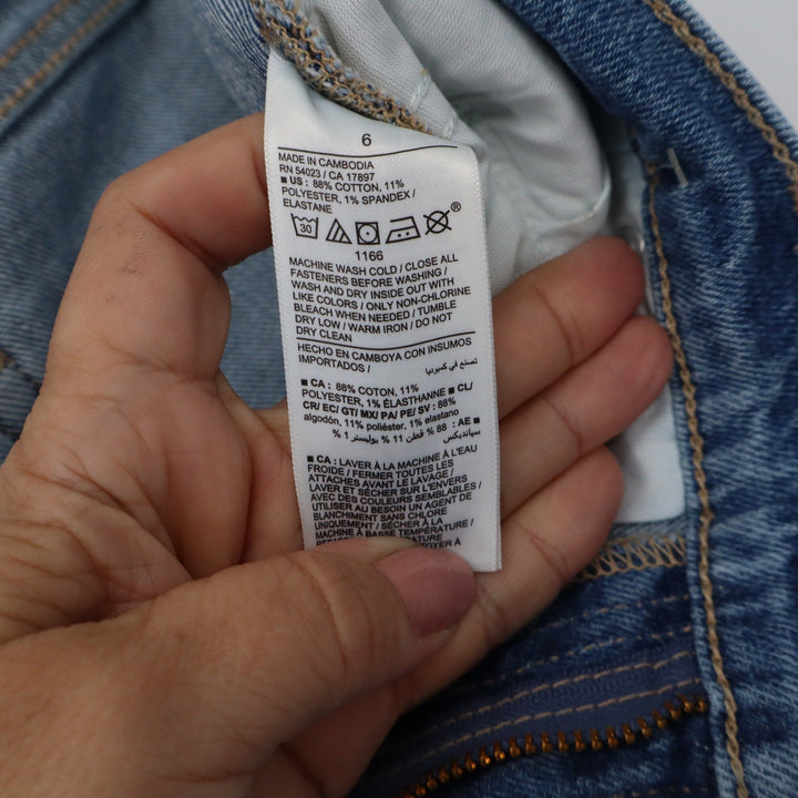 Old Navy Womens 6 Mid-Rise Boyfriend Loose Distressed Light Wash Jeans