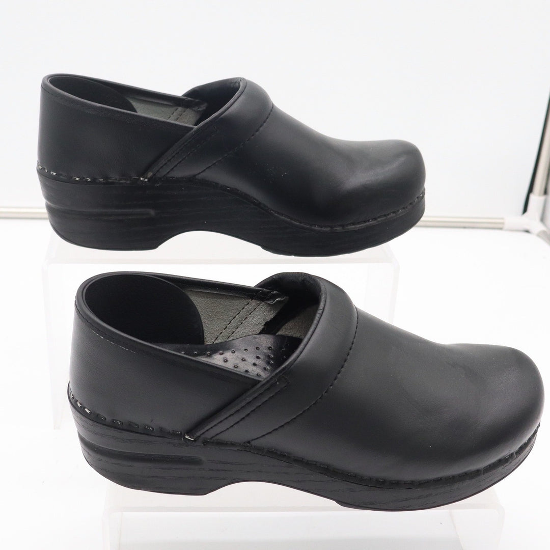 Dansko Professional Black Leather Clogs Womens Size 38 Comfort Shoes Slip On
