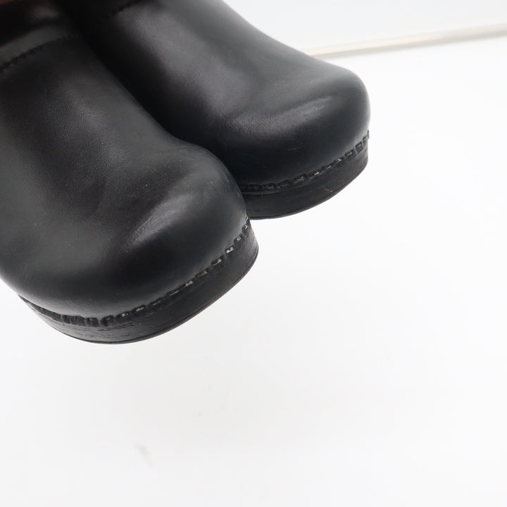 Dansko Professional Black Leather Clogs Womens Size 38 Comfort Shoes Slip On