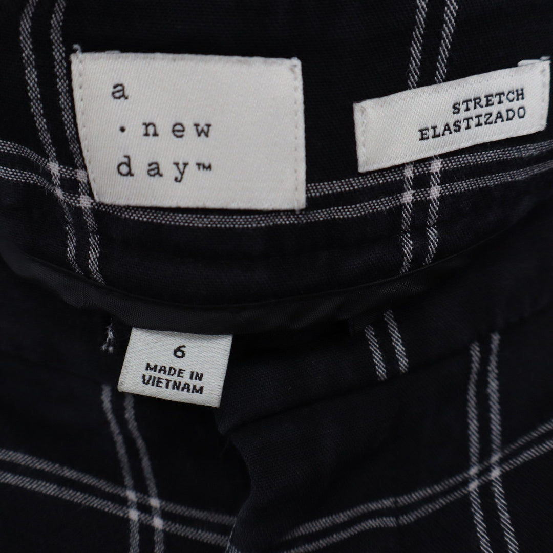 A New Day Womens Black White Windowpane Plaid Ankle Pants Size 6 Stretch