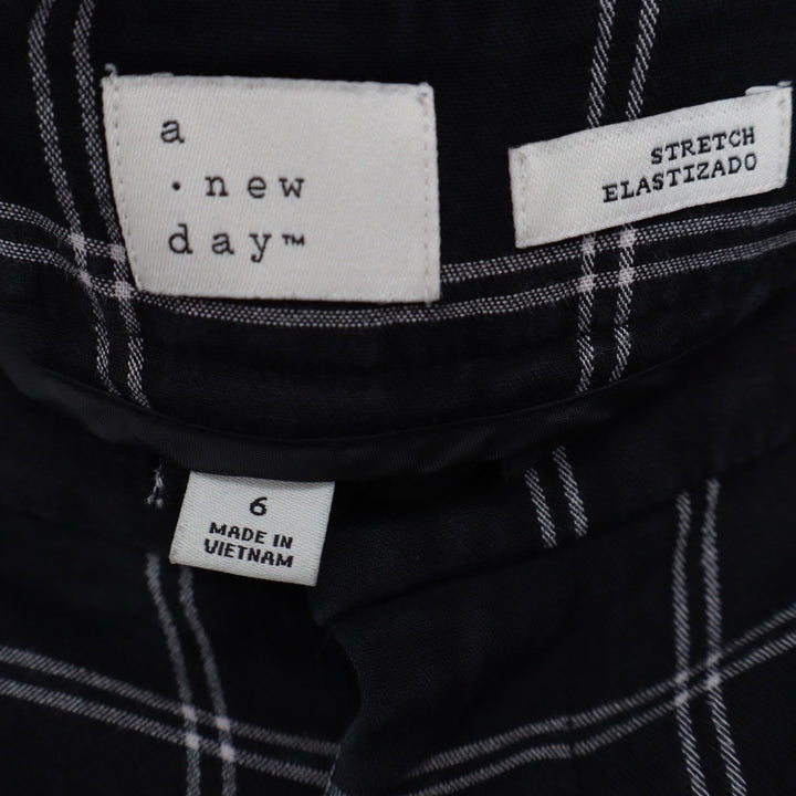 A New Day Womens Black White Windowpane Plaid Ankle Pants Size 6 Stretch