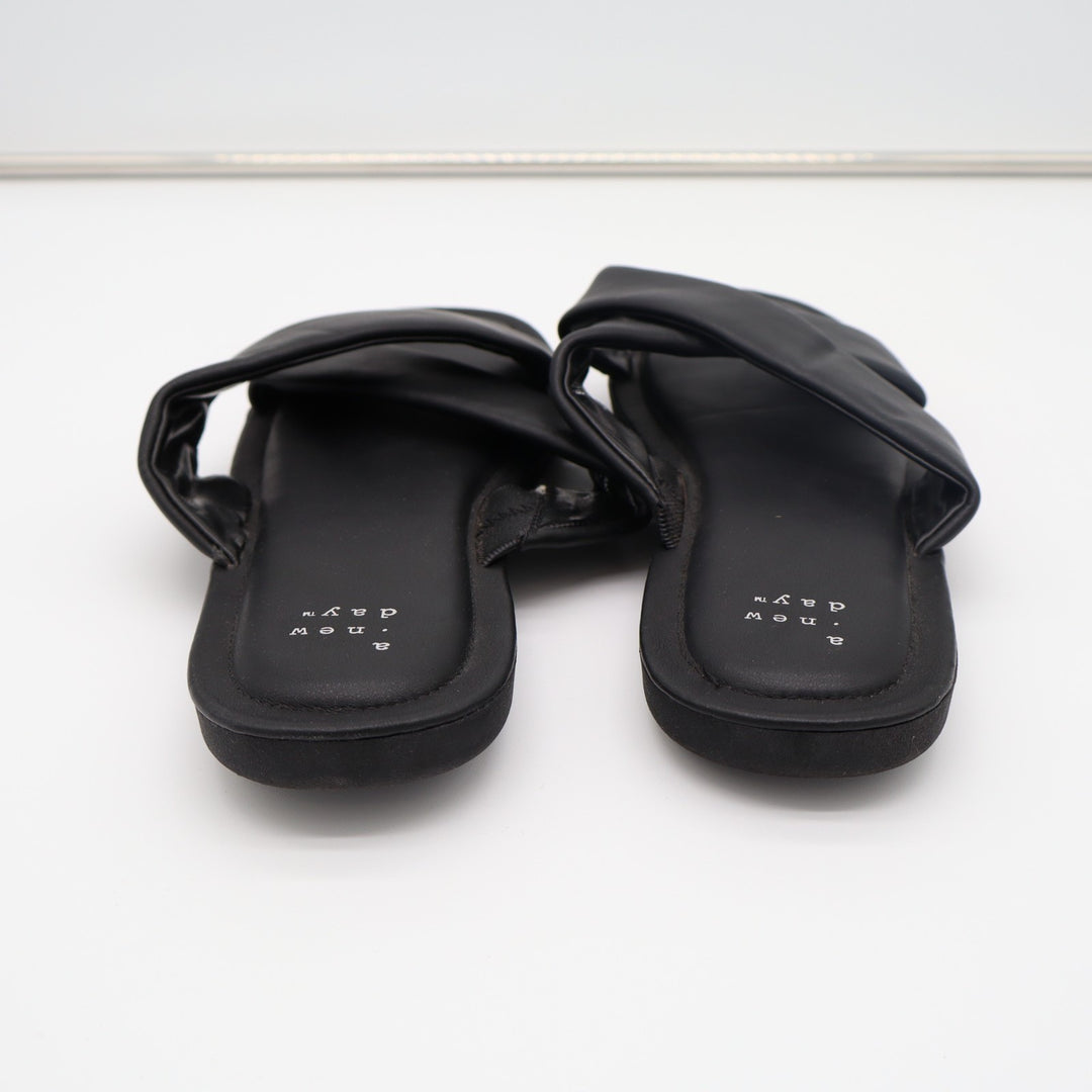 A New Day Slide Womens US 8.5 Black Leather Puffy Cross Strap Slip On Sandals