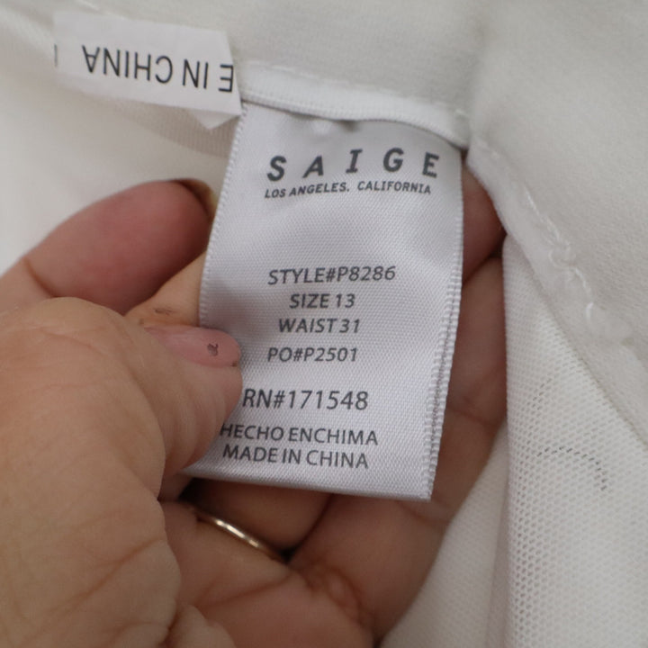 Saige White Barrel Leg Eyelet Embroidered Tummy Control Jeans Size 13/31