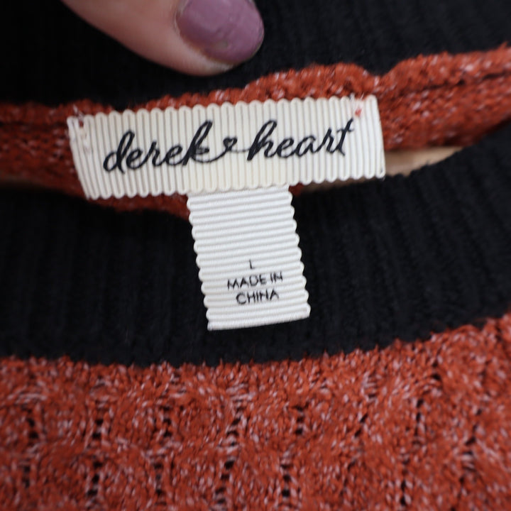 Derek Heart Womens Rust Orange Black White Striped Cropped Knit Sweater Large