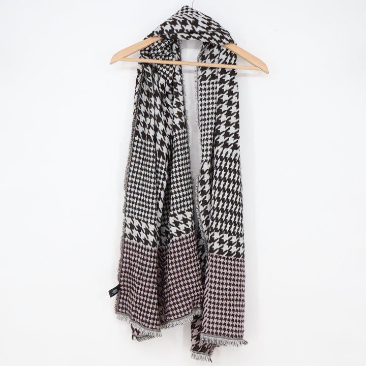 Mixit Scarf Womens One Size Houndstooth Black White Pink Fringed Excellent