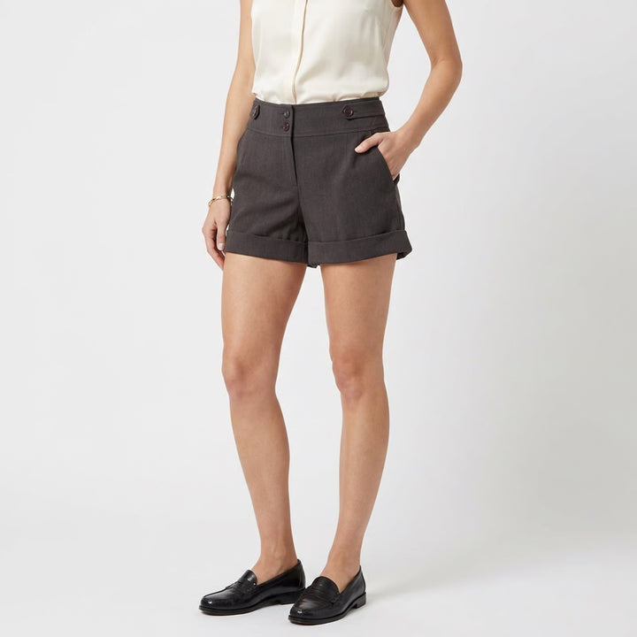 Carole Little Charcoal Grey Cuffed Tailored Shorts Size 4 Button Detail Dressy