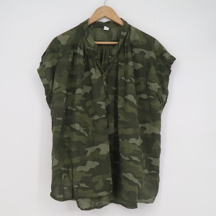 Old Navy Womens XL Camo Button Down Blouse Green Camouflage Short Sleeve Top