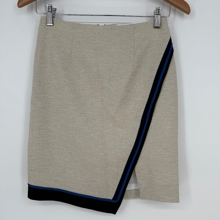 White House Black Market Skirt 00P Fawn Ecru CIBK Novelty Asymmetrical Stripe