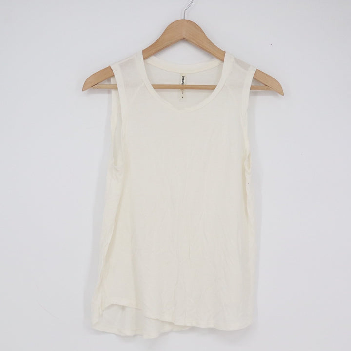 Tresics Womens Ivory Rayon Sleeveless Tank Top Crew Neck High-Low