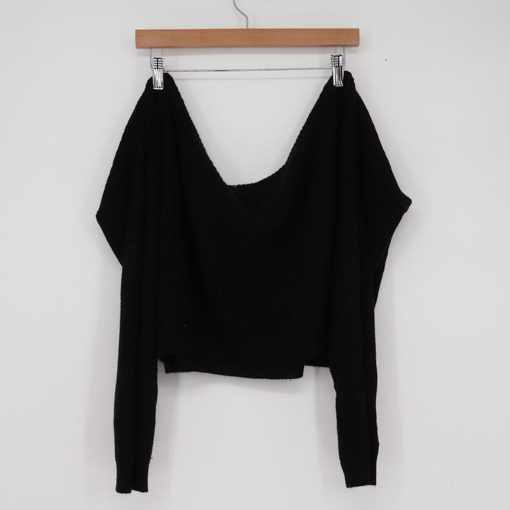 PrettyLittleThing Black Off Shoulder Cropped Knit Sweater V-Neck Ribbed M/L