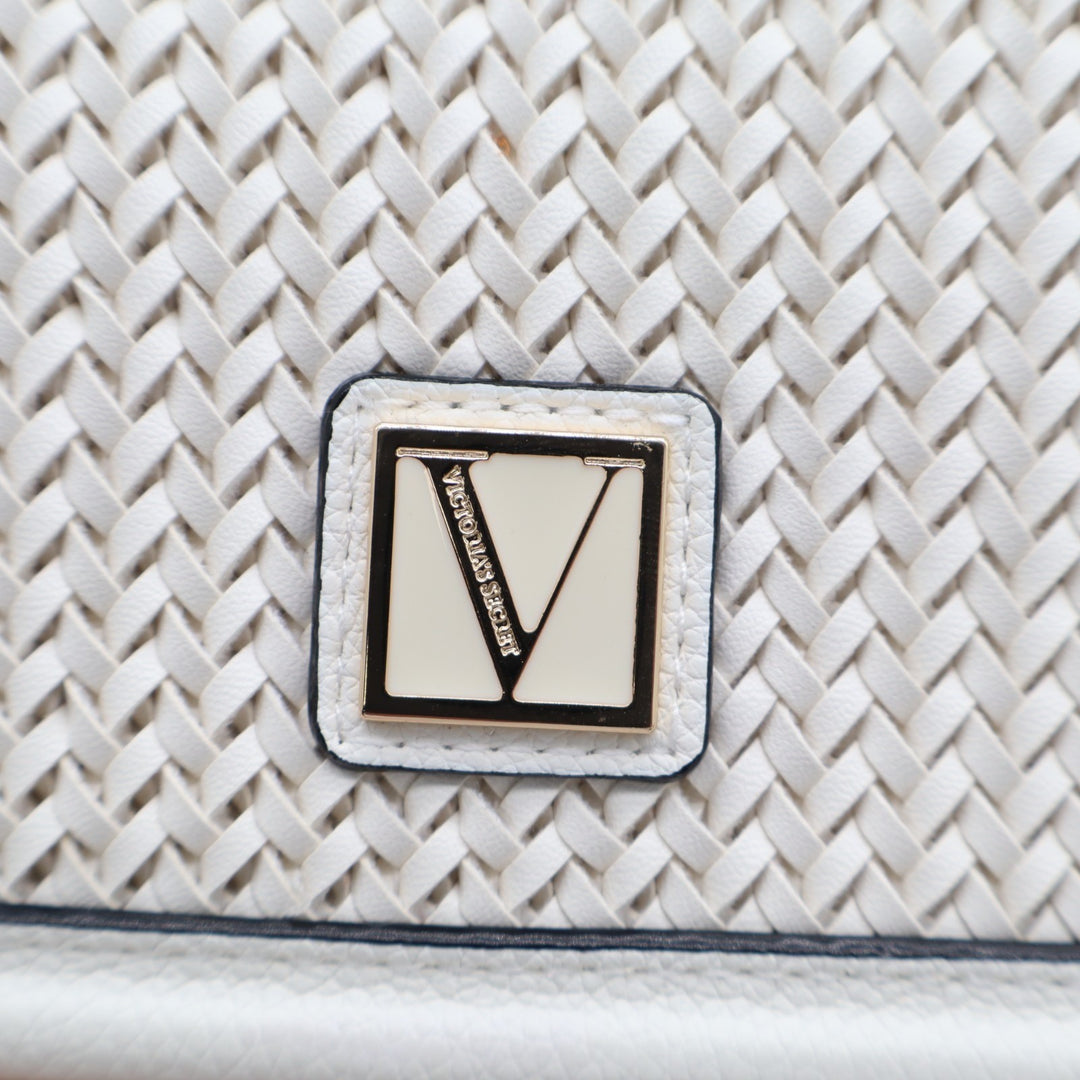 Victoria's Secret The Victoria Tech Womens Coconut Woven Leather Wristlet Wallet