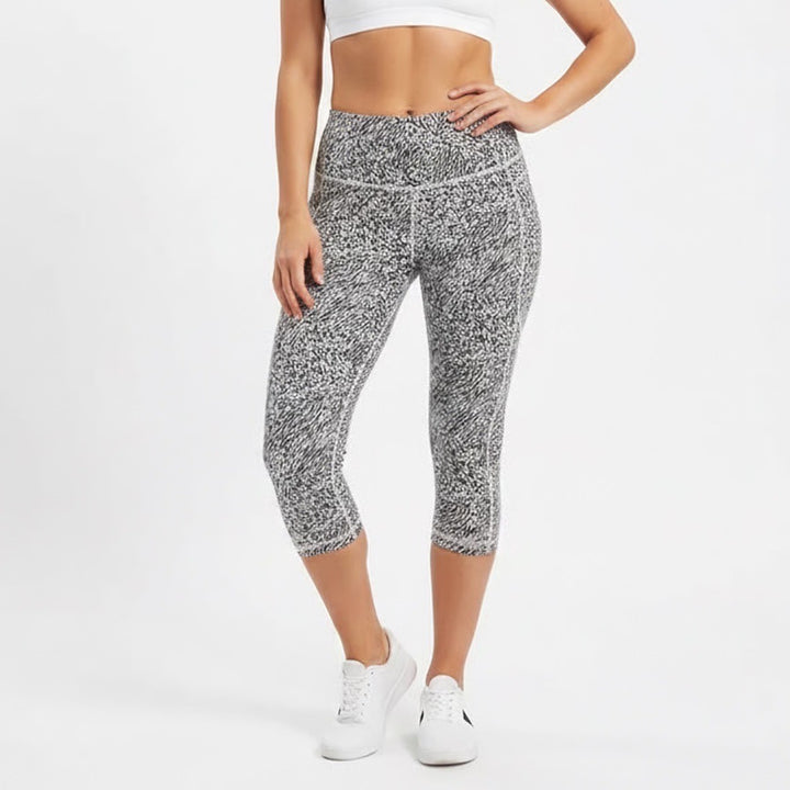 Athleta Ultimate Stash II Textured 7/8 Tight Leggings Black White Plus 2X SSA088