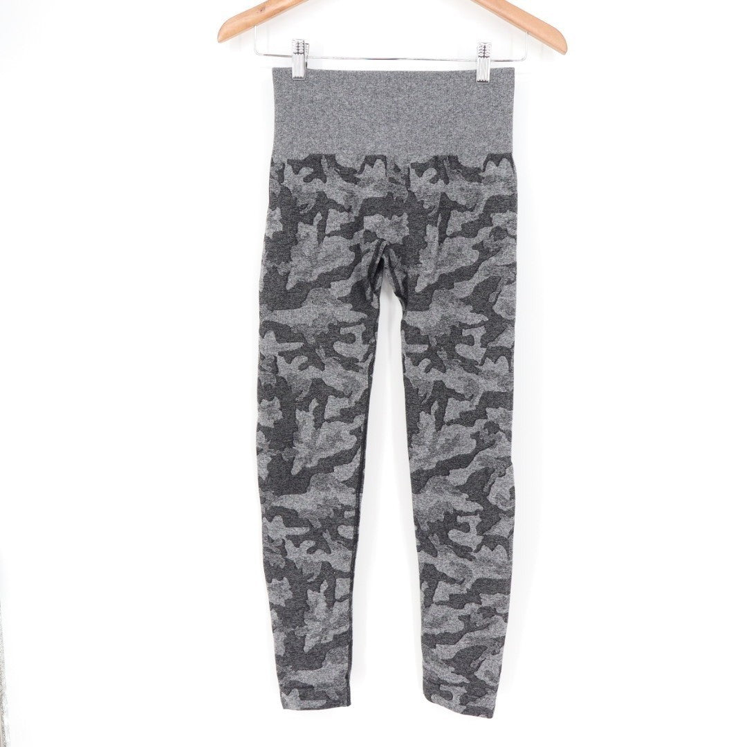 Nvgtn Seamless Leggings Women Small Black Gray Camo Stretch High-Waisted Workout