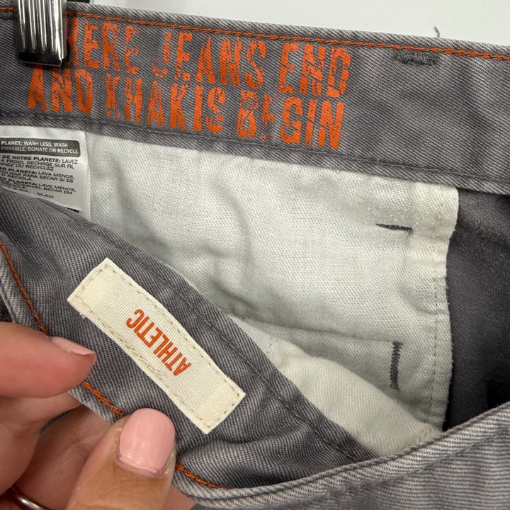 Dockers Athletic Fit Mens Pants Gray Size 32x32 Flat Front Chinos Casual