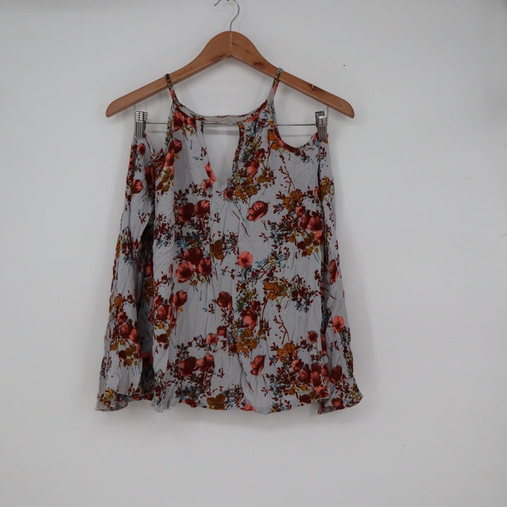 Floral Cold Shoulder Keyhole Blouse Grey Red Boho Rayon Top Size M