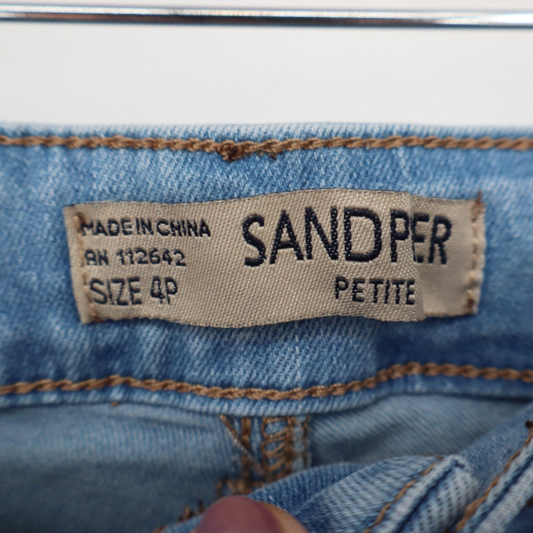 Sandper Petite Embroidered Floral Denim Bermuda Shorts Light Wash Blue 4P
