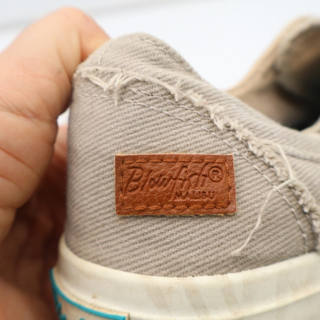 Blowfish Malibu Womens 8 Khaki Canvas Frayed Distressed Low Top Sneakers
