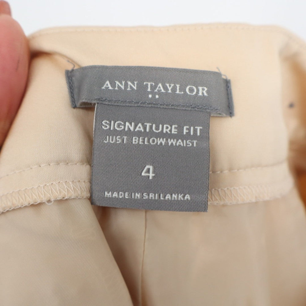 Ann Taylor Signature Fit Dress Pants Women 4 Tan Stretch Just Below Waist Formal