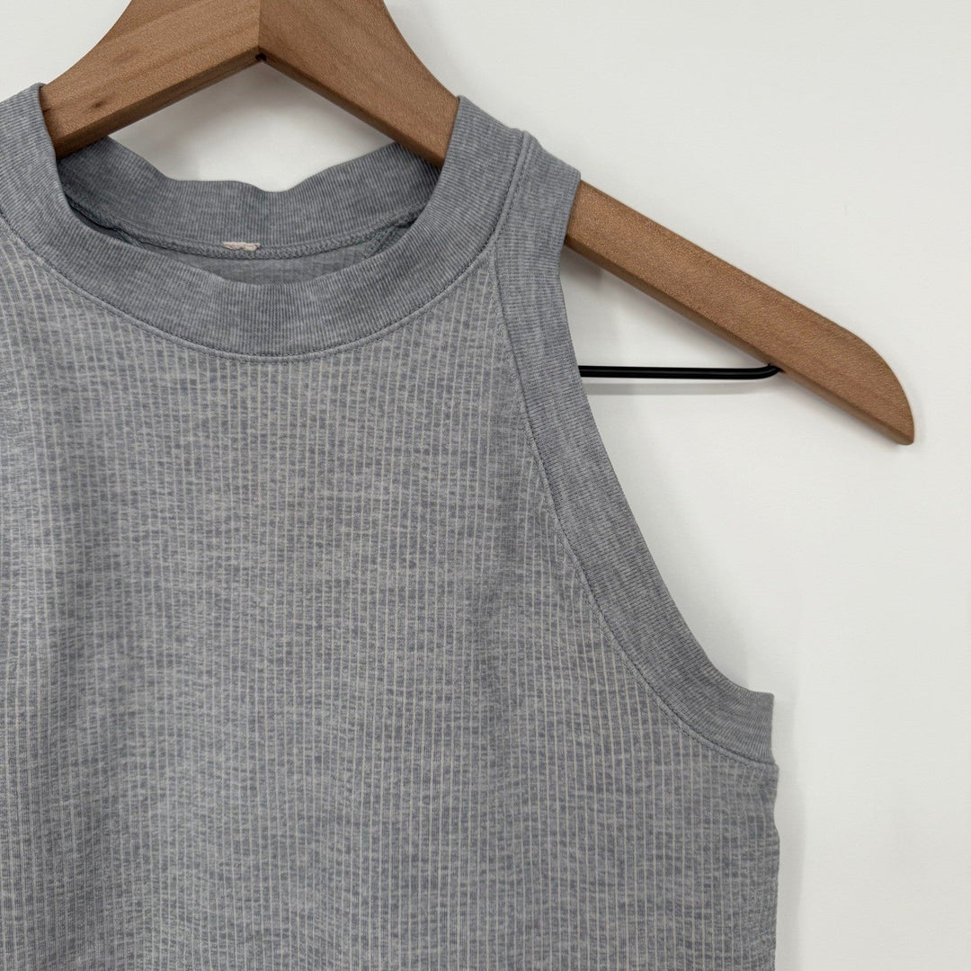 Lululemon Grey Ribbed Racerback Tank Top Sleeveless Mock Neck Athleisure Size 4