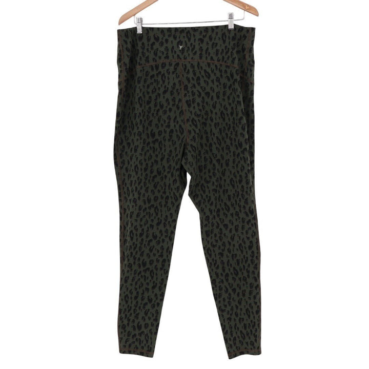 Old Navy Active Elevate Legging Go Dry Leopard Print Olive Green XL