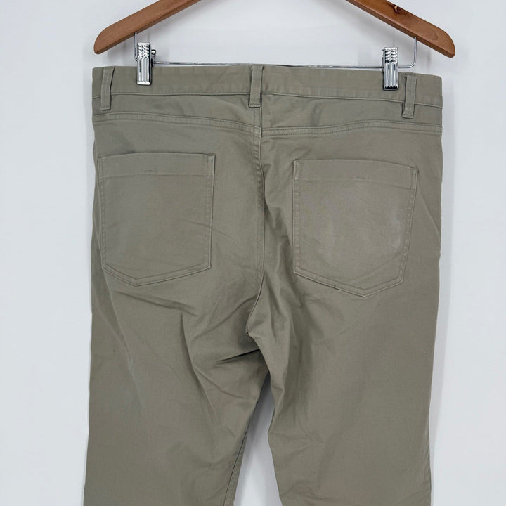 Theory Men's Chino Pants Khaki Straight Fit Size 34 Cotton Blend Casual Trousers