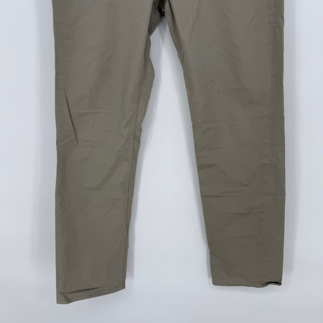 Theory Men's Chino Pants Khaki Straight Fit Size 34 Cotton Blend Casual Trousers