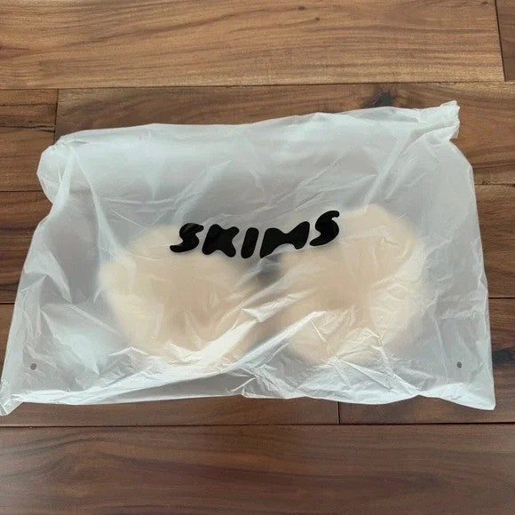 SKIMS Smoothing Intimates Full Coverage Lightly Lined Bra Clay 36D