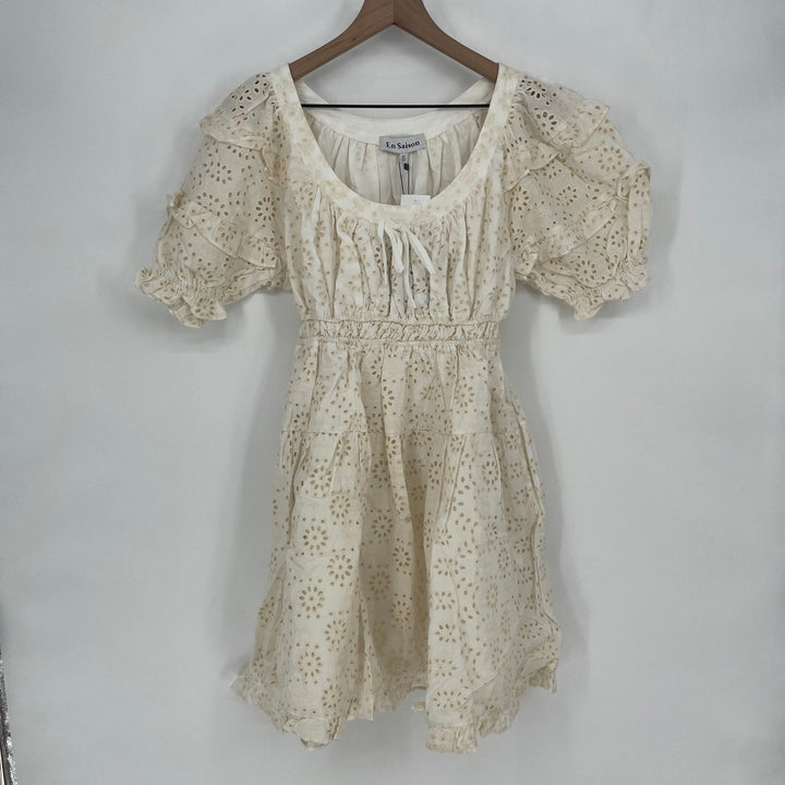 En Saison Eyelet Mini Dress Off White Puff Sleeve Square Neck Tiered Cotton M
