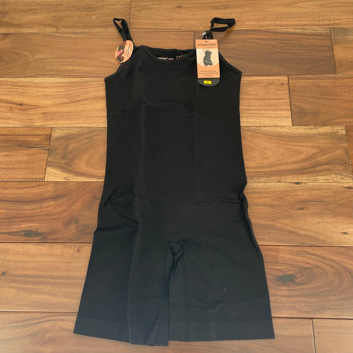 Shapermint Essentials All Day Every Day Scoop Neck Mid Thigh Bodysuit